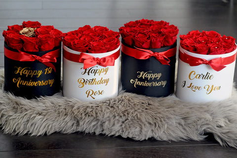 personlised message gift box roses dozen