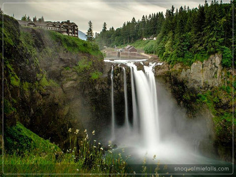 Best Waterfalls in Washington - Snoqualmie Falls - PNW Life Featured Image