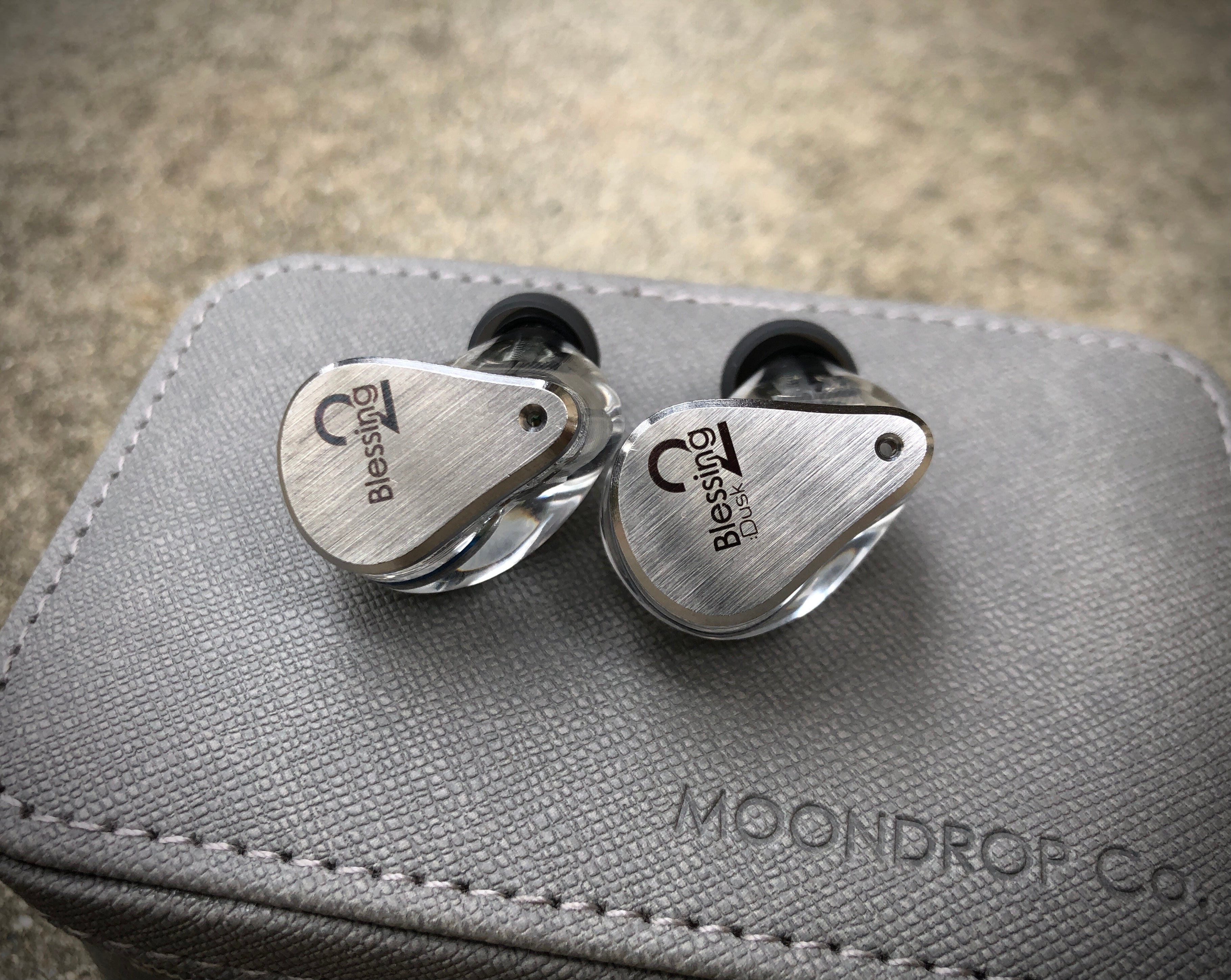 Truthear x Crinacle Zero IEM Review: Moondrop Chu, Blessing 2, Variations,  and Dunu Titan S Comparison — Eightify