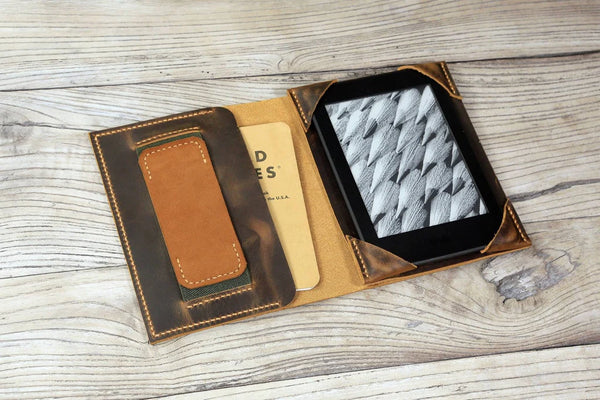 Personalized leather kindle paperwhite 11th 10th Gen cover with stand