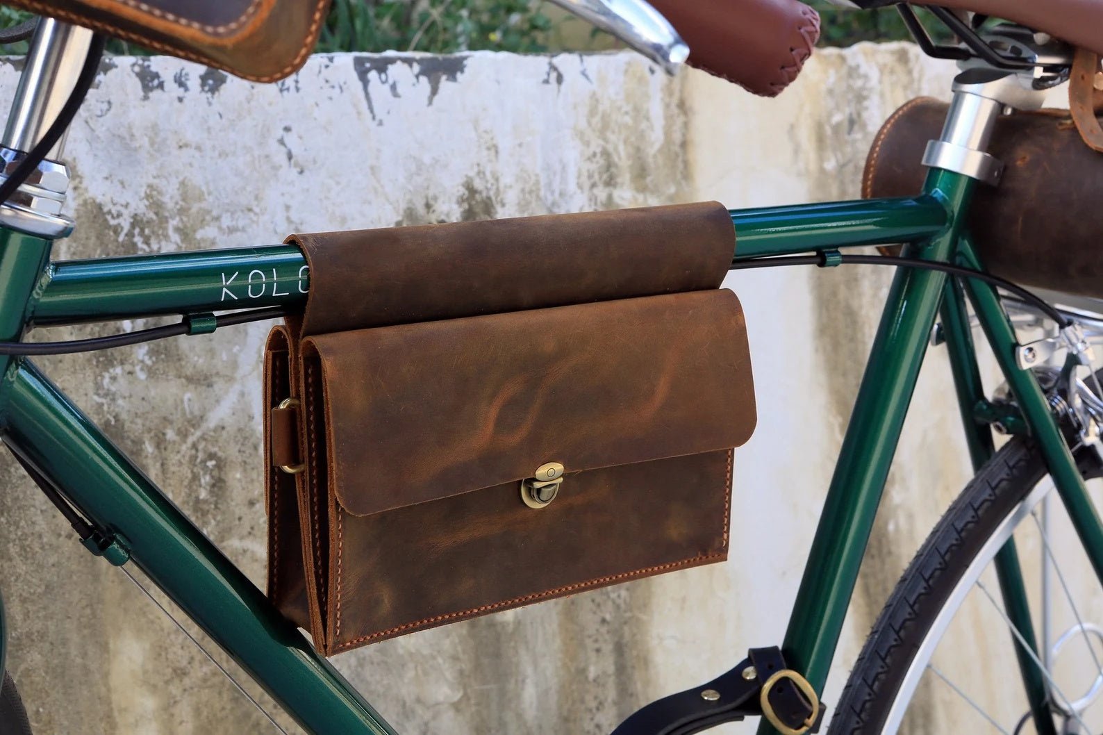 Basil City Shopper - stylish bicycle shopping bag