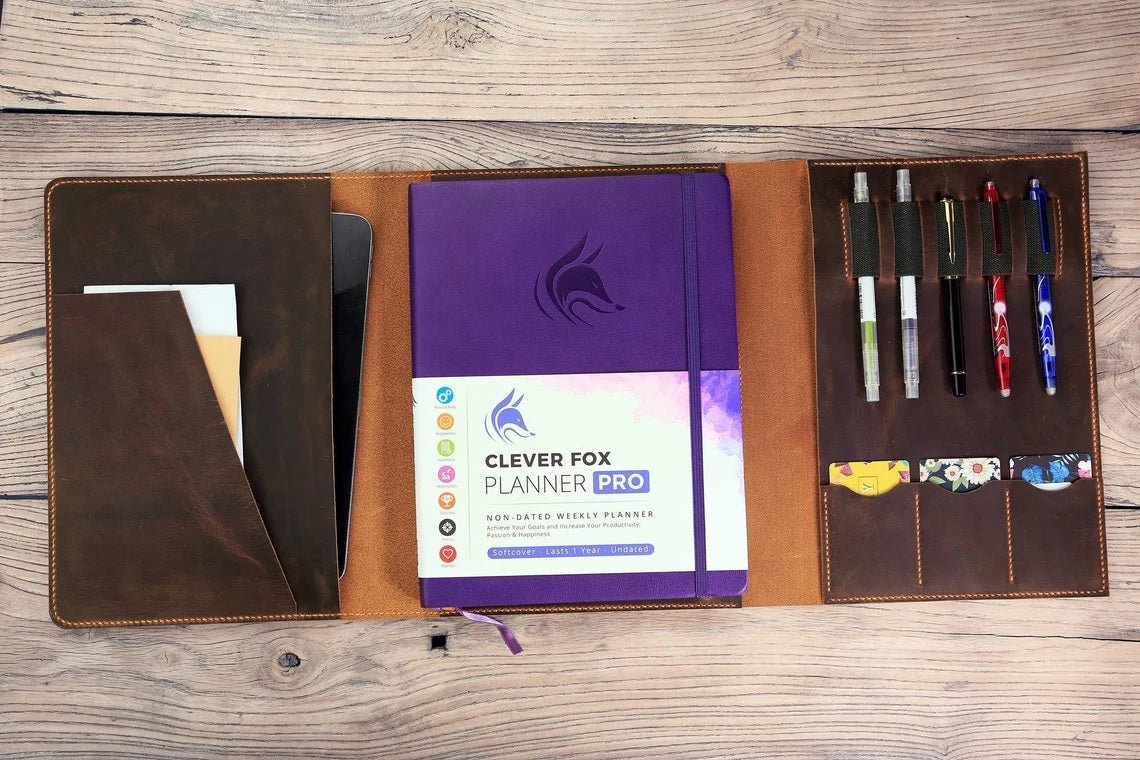 Clever Fox Camping Journal 