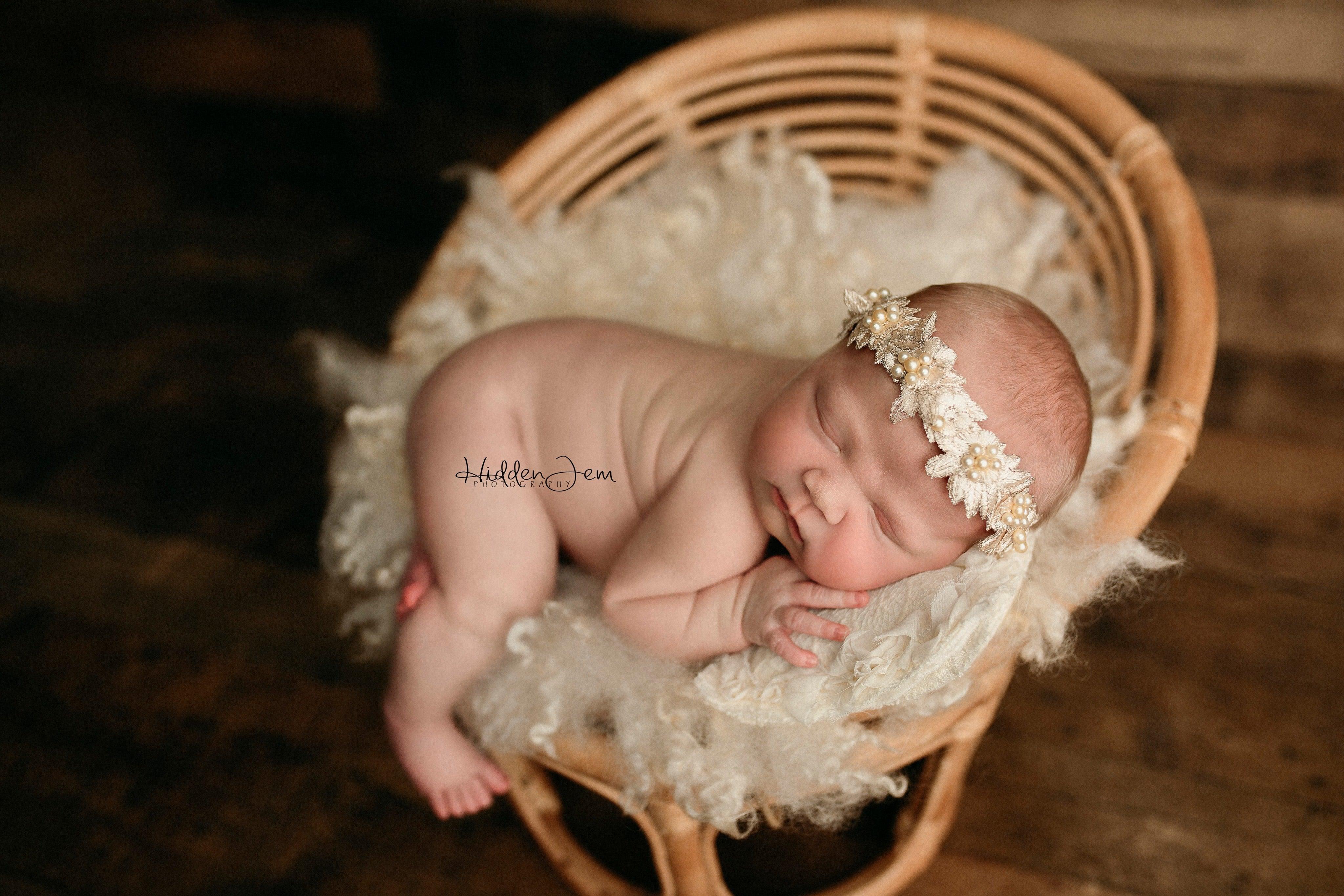 papasan chair newborn photography