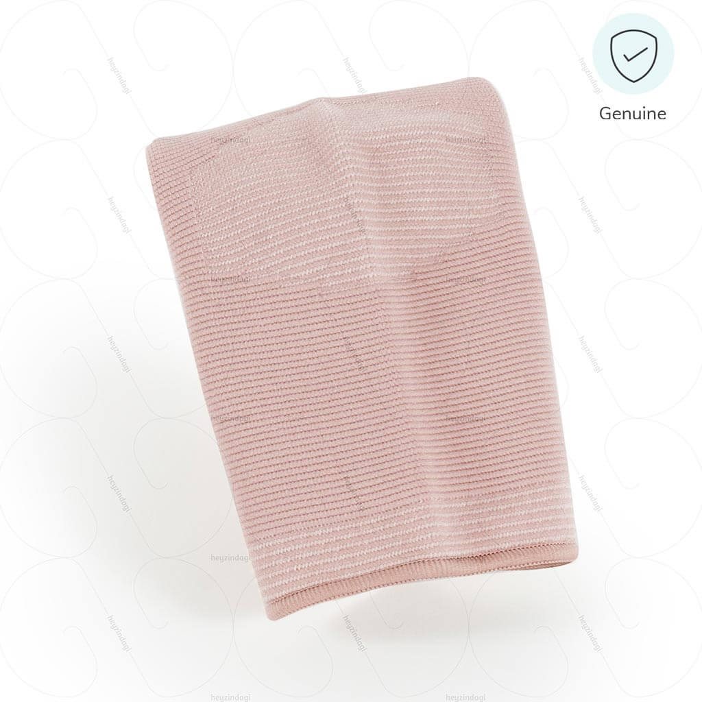 Oppo Ankle Support Sleeve with a 4-way stretch fabric for weak or sprained ankles as worn. Product Code 2004