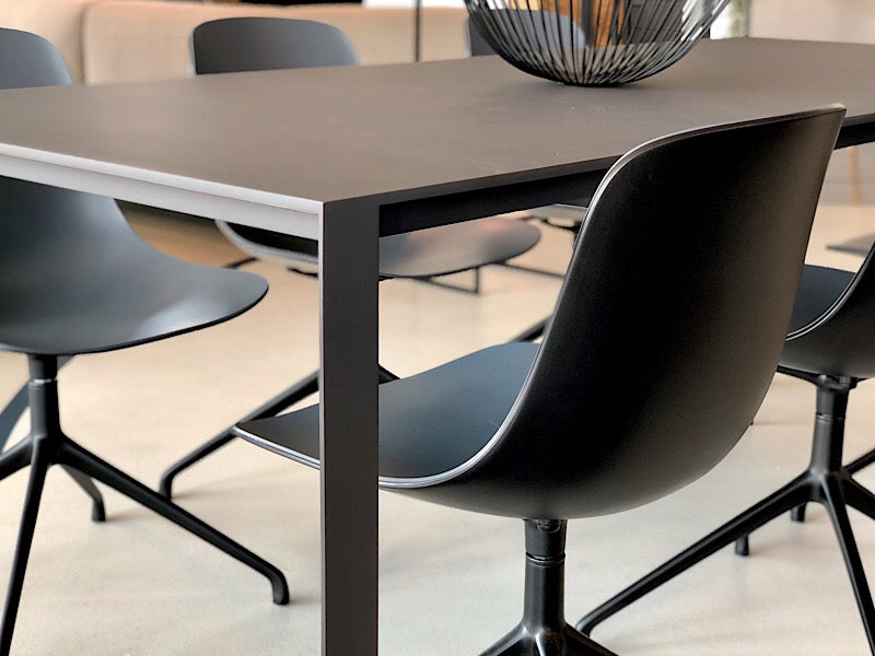 Bouwen Denk vooruit Pas op DELGADO keramiek eettafel by Metaform – Louter Design | Woonwinkel