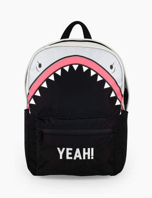 https://cdn.shopify.com/s/files/1/1796/6745/products/SharkPuppet-BackpackFront_500x.jpg?v=1606443599