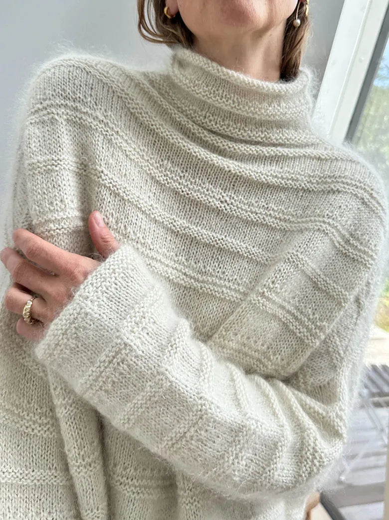 Soft Loop sweater fra Other Loops, No 18 + silk mohair strikkekit (1 tråd)