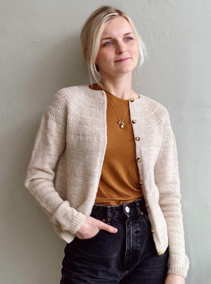 Billede af Ankers cardigan My size fra PetiteKnit, strikkeopskrift