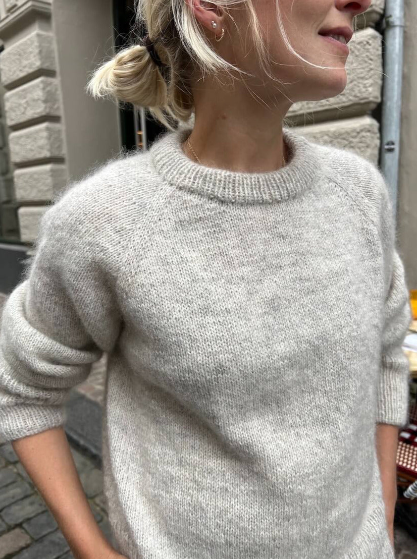 17: Monday Sweater fra PetiteKnit, No 1 strikkekit