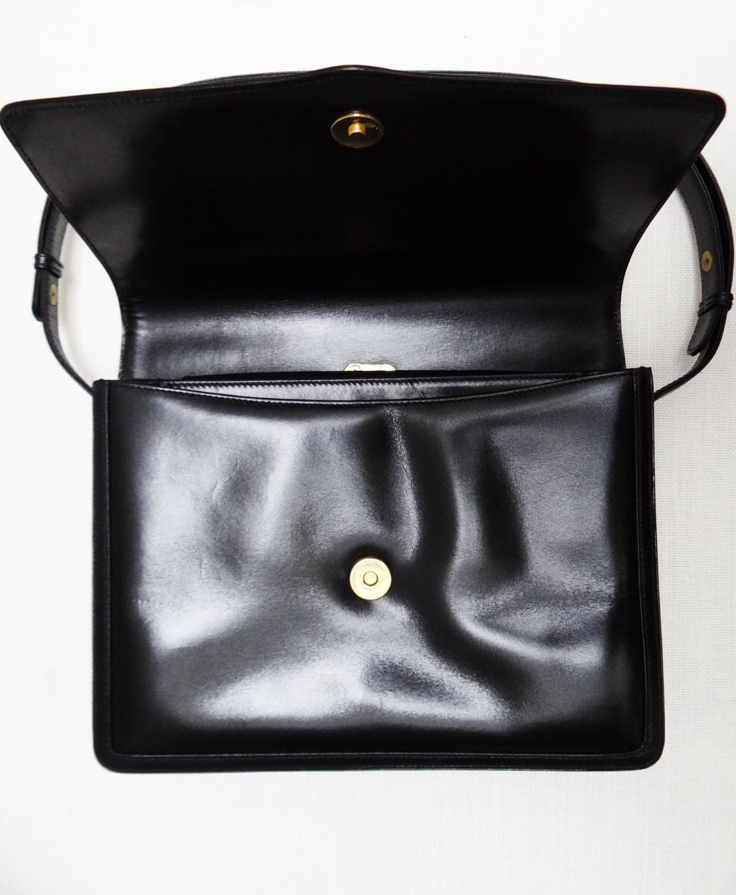 vintage black leather gucci purse