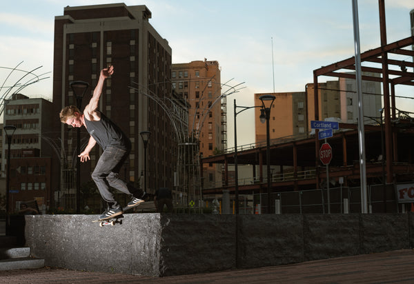 Evan Dow Backside Lip Slide