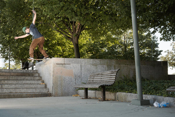 Justin Grzechowiak switch backside tailslide