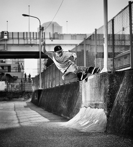 Deshi Feeble Fakie
