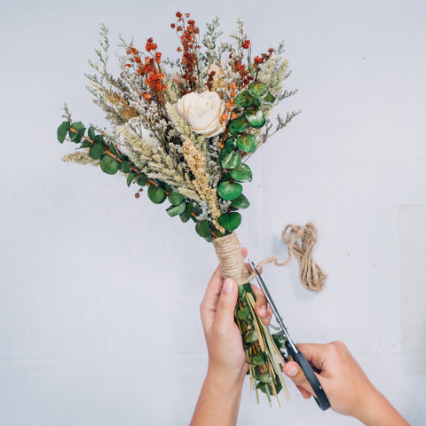  Wooden Flowers with Stems Hand Tied Flower Bouquet