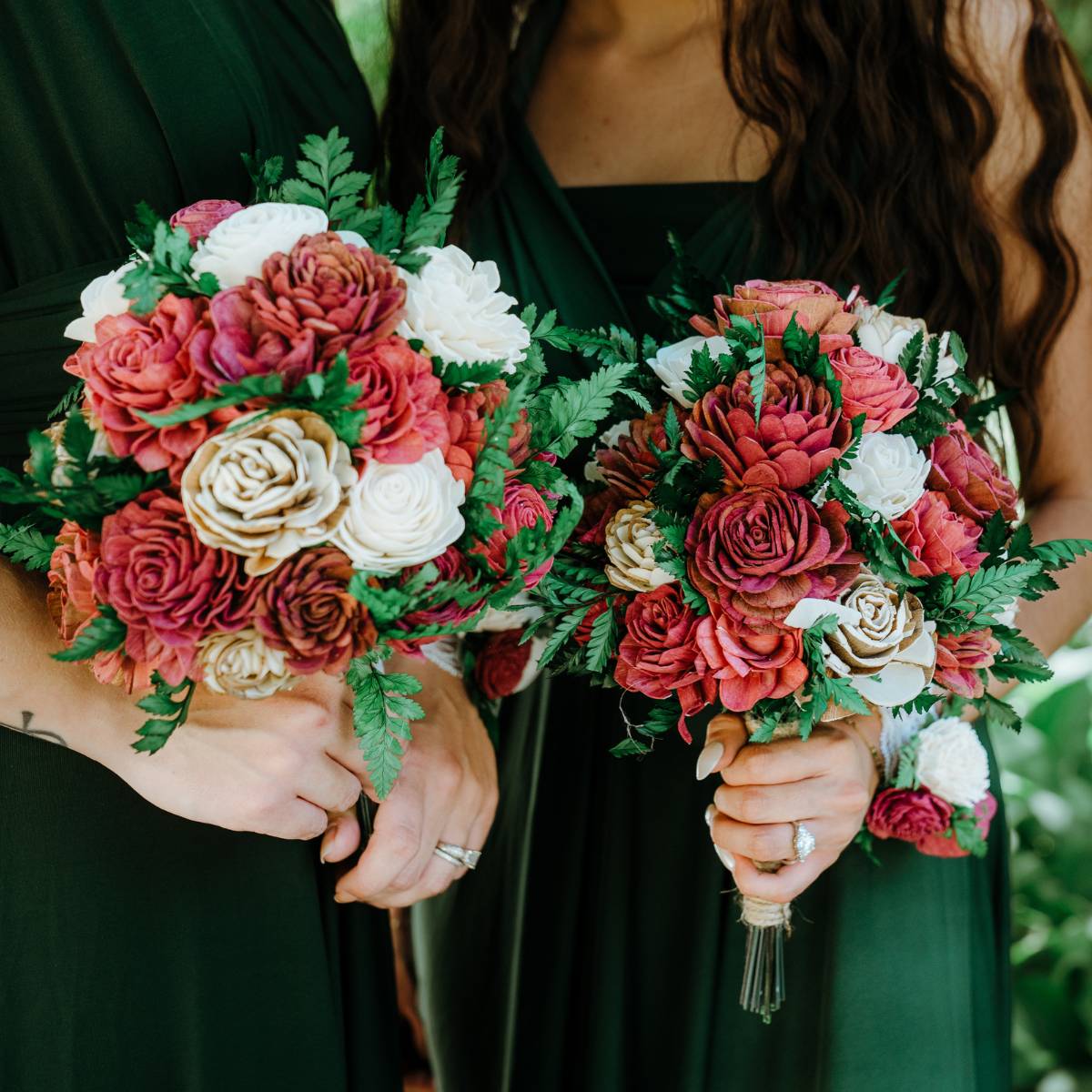 Enqiretly Exquisite Romantic Wedding Bridal Bouquet in Multiple