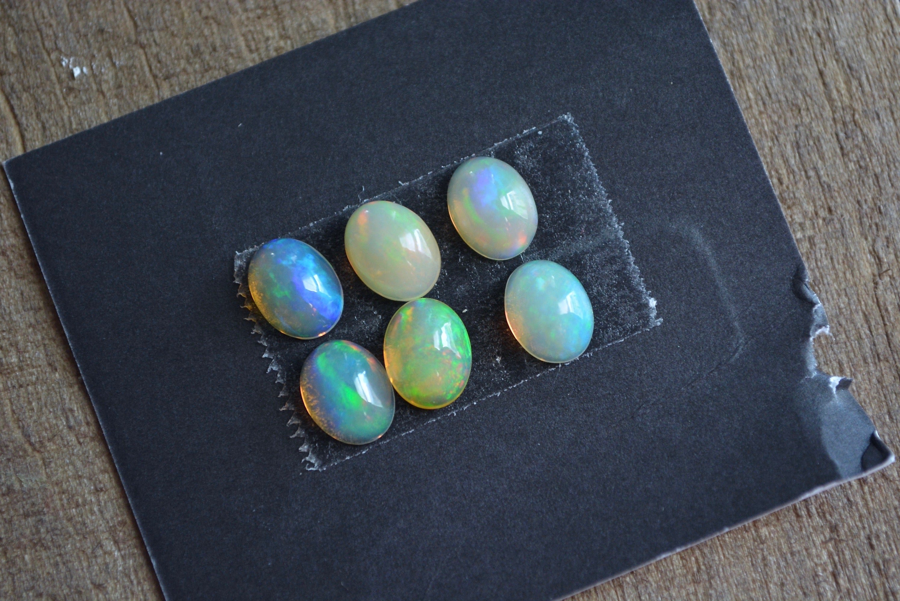 ethopian opal, opal, opal gemstone