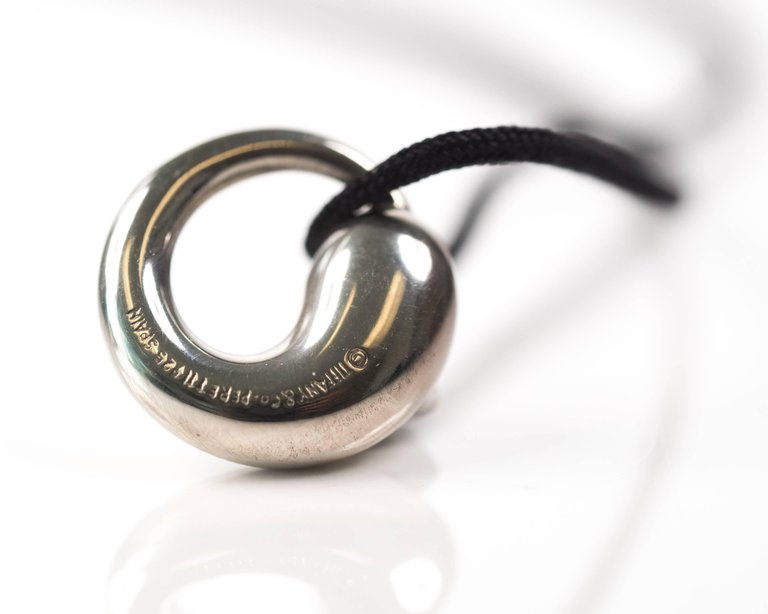 elsa peretti eternal circle pendant