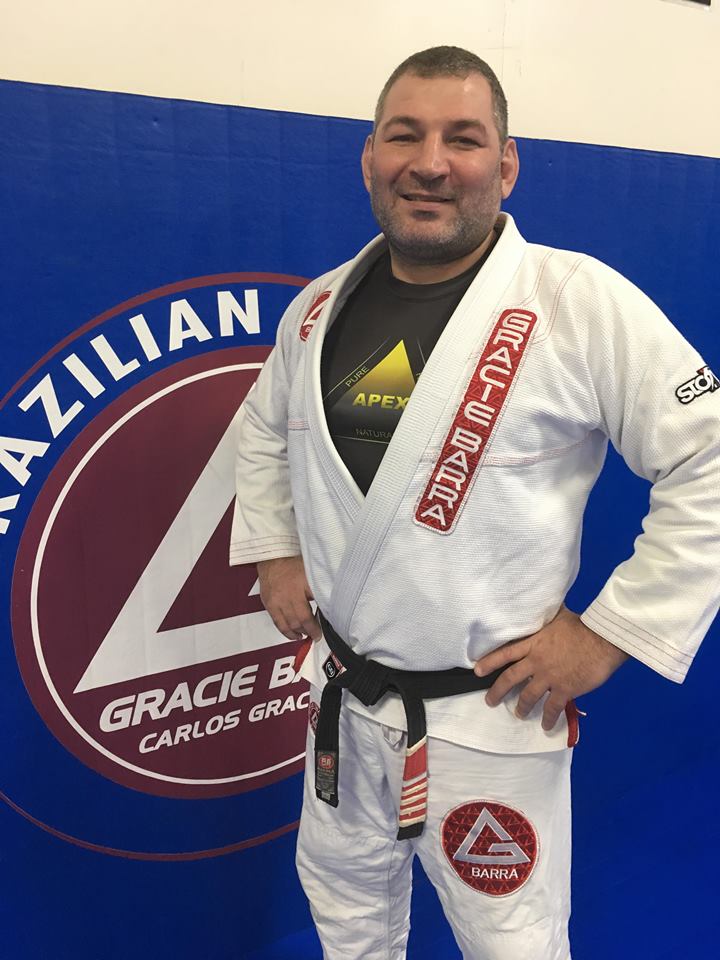 Morris earns belt in Brazilian jiujitsu
