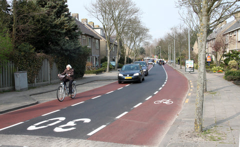 Cycle lanes in Oudorp