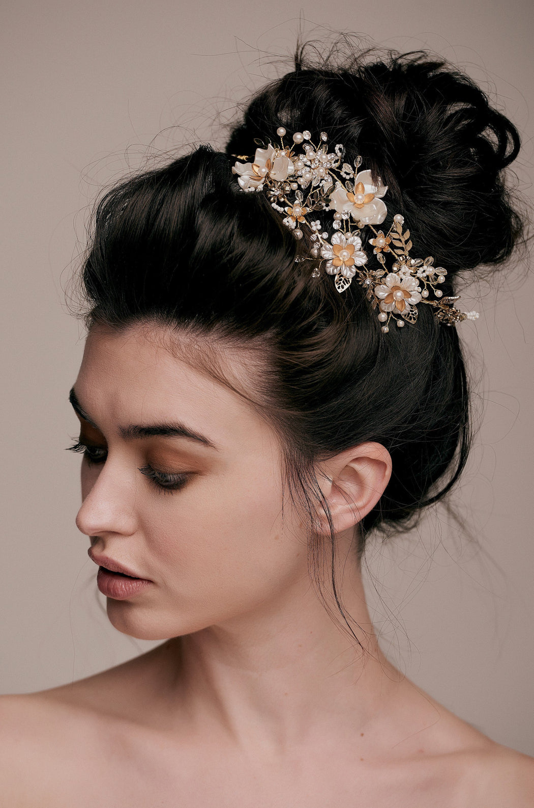 Image for wedding hairstyle with rose