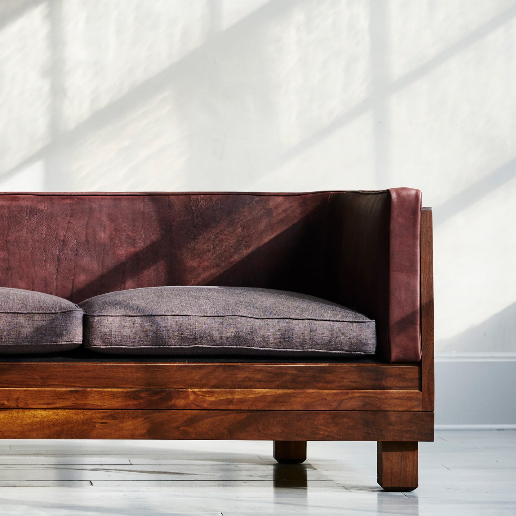 Featured Image of Catalpa Sofa