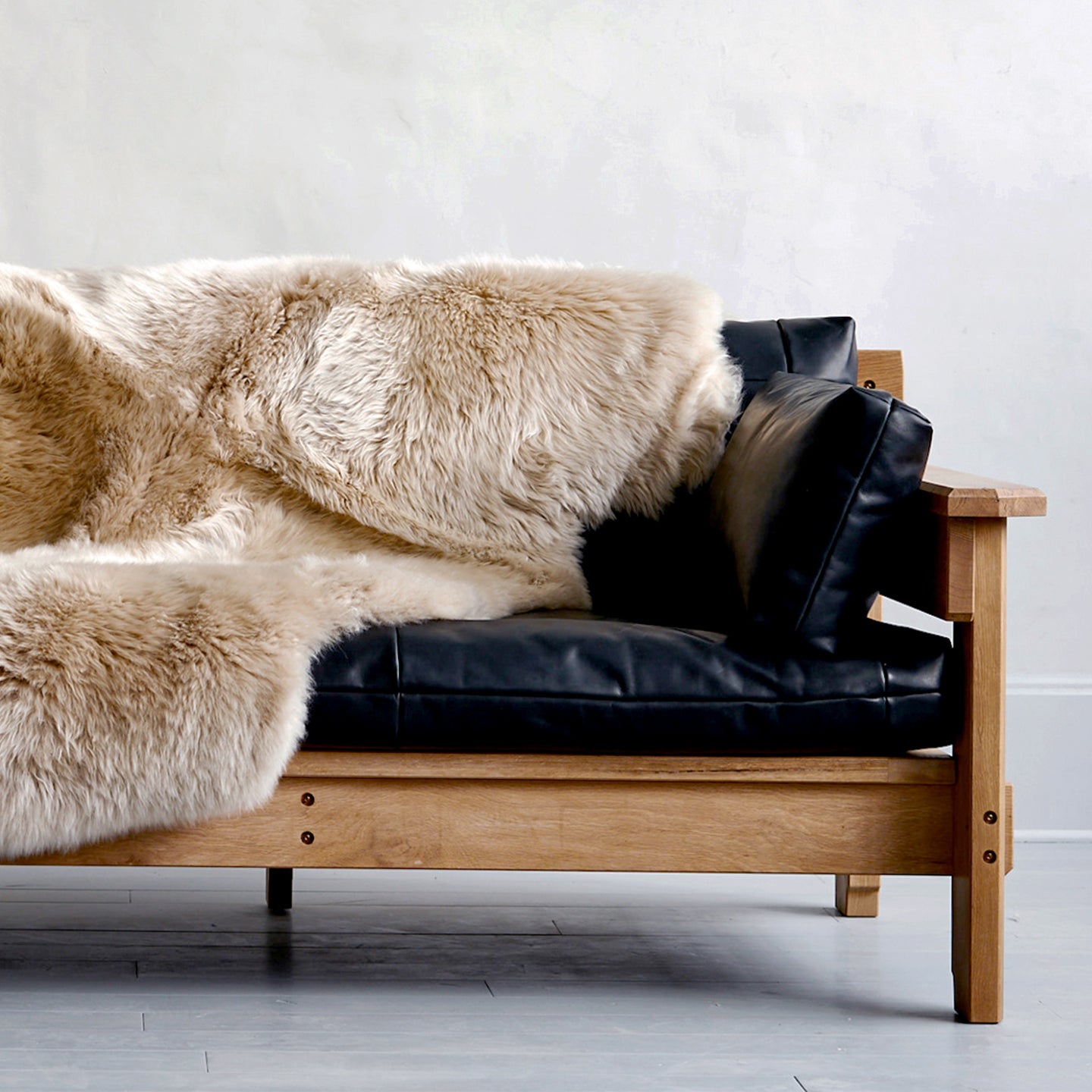 Longhair Sheepskin Throw – Roman and Williams Guild