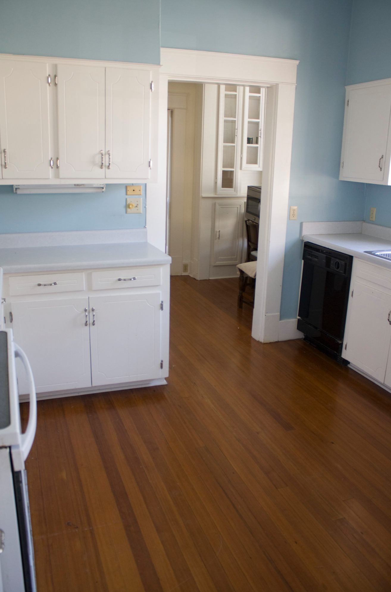 Large White Mini Fridge With Freezer Area - appliances - by owner - sale -  craigslist