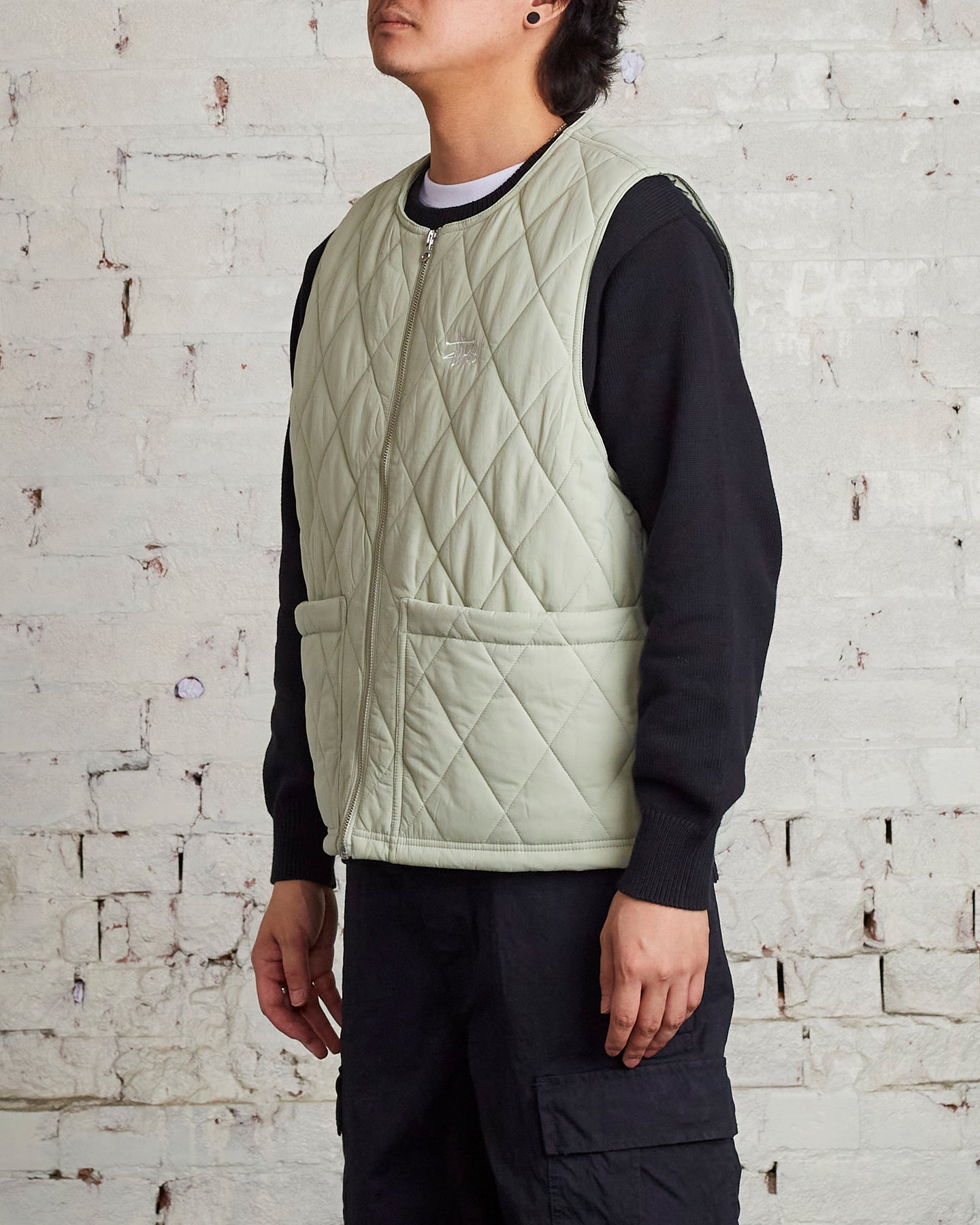 売上実績NO.1 Stussy DIAMOND QUILTED VEST ダウンベスト ダウンベスト