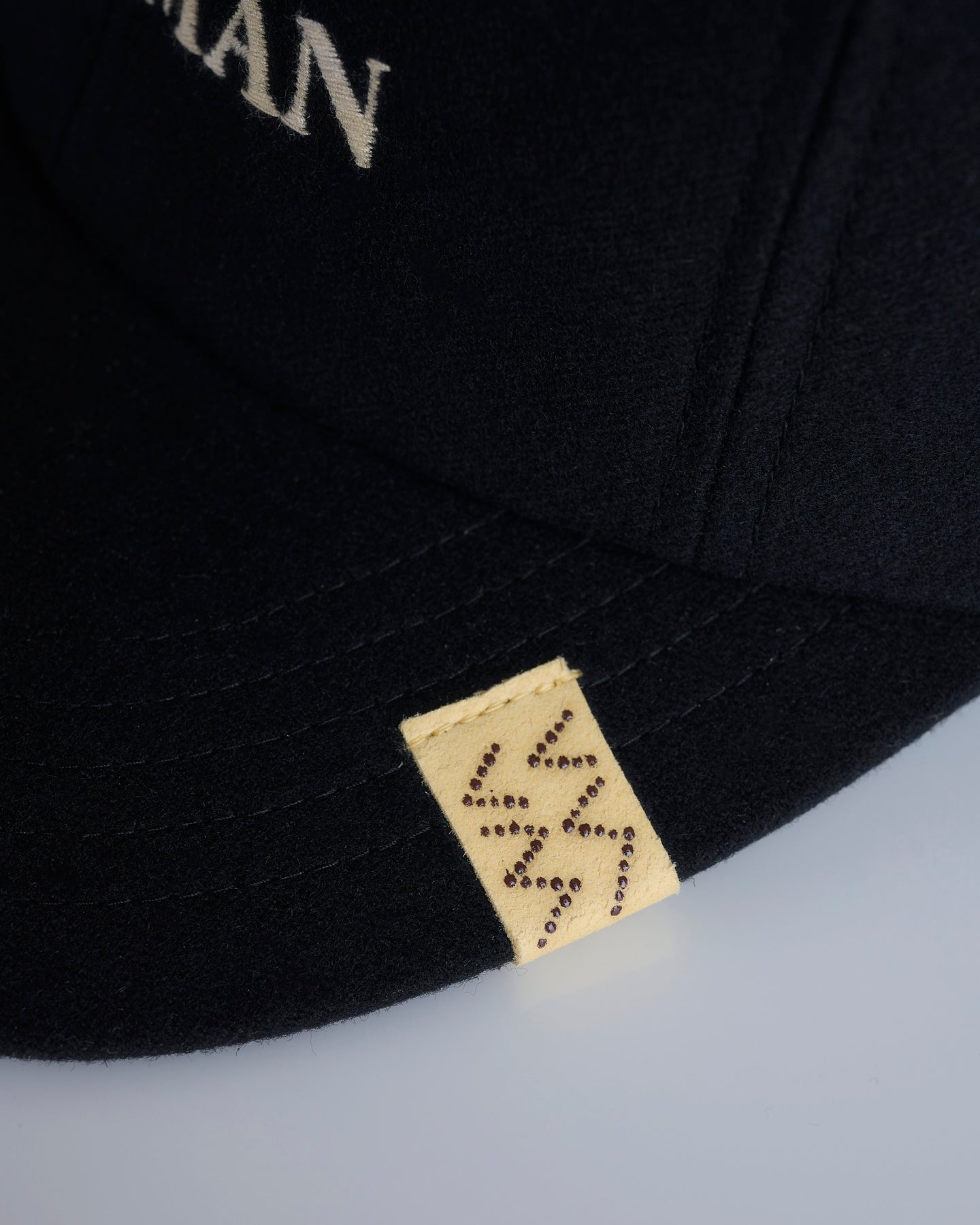 最大92％オフ！ EXCELSIOR II CAP I.M.O.M. ブラック ecousarecycling.com