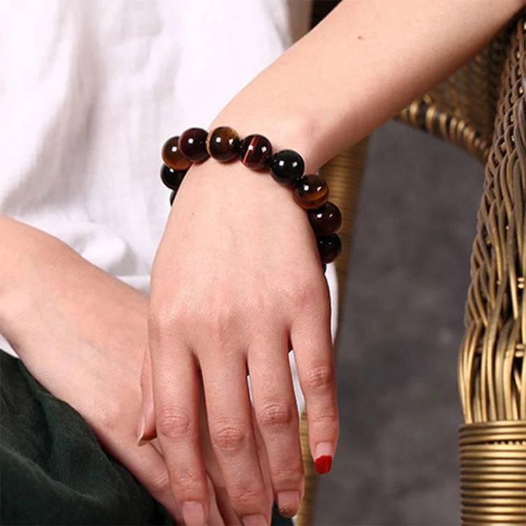 how to wear tiger eye bracelet