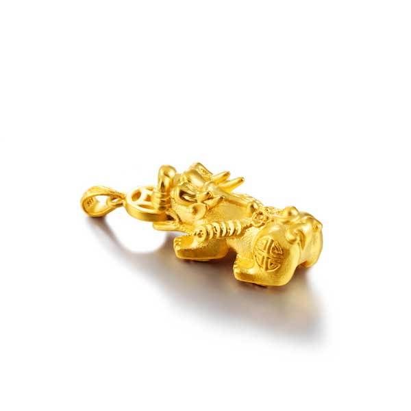 pixiu pendant gold