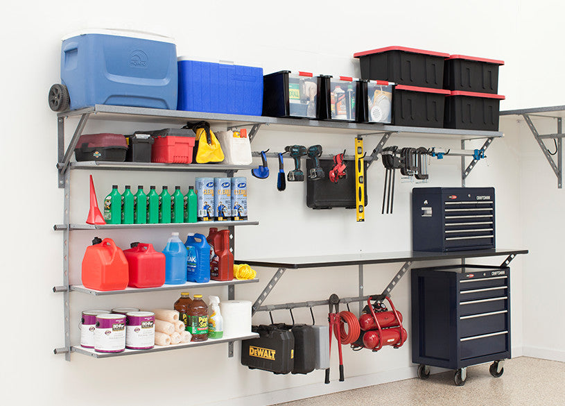 5 Car Care Items All Serious Auto-Owners Must Have in Their Garage