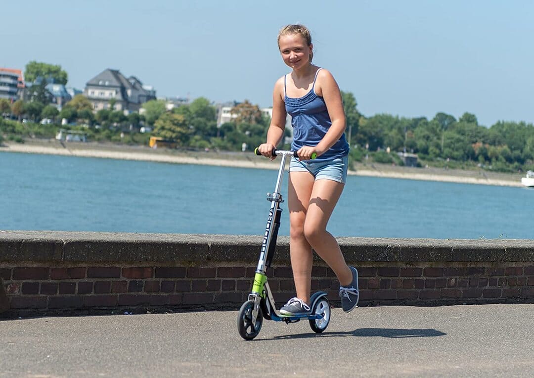 Kinh nghiệm mua xe trượt scooter loại nào tốt nhất cho bé
