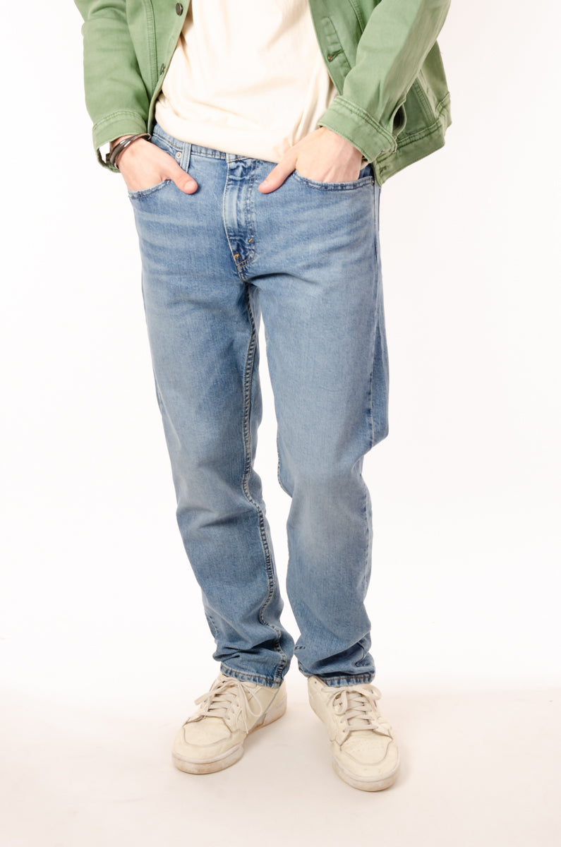 Introducir 63+ imagen levi's tapered jeans 502 - Thptnganamst.edu.vn