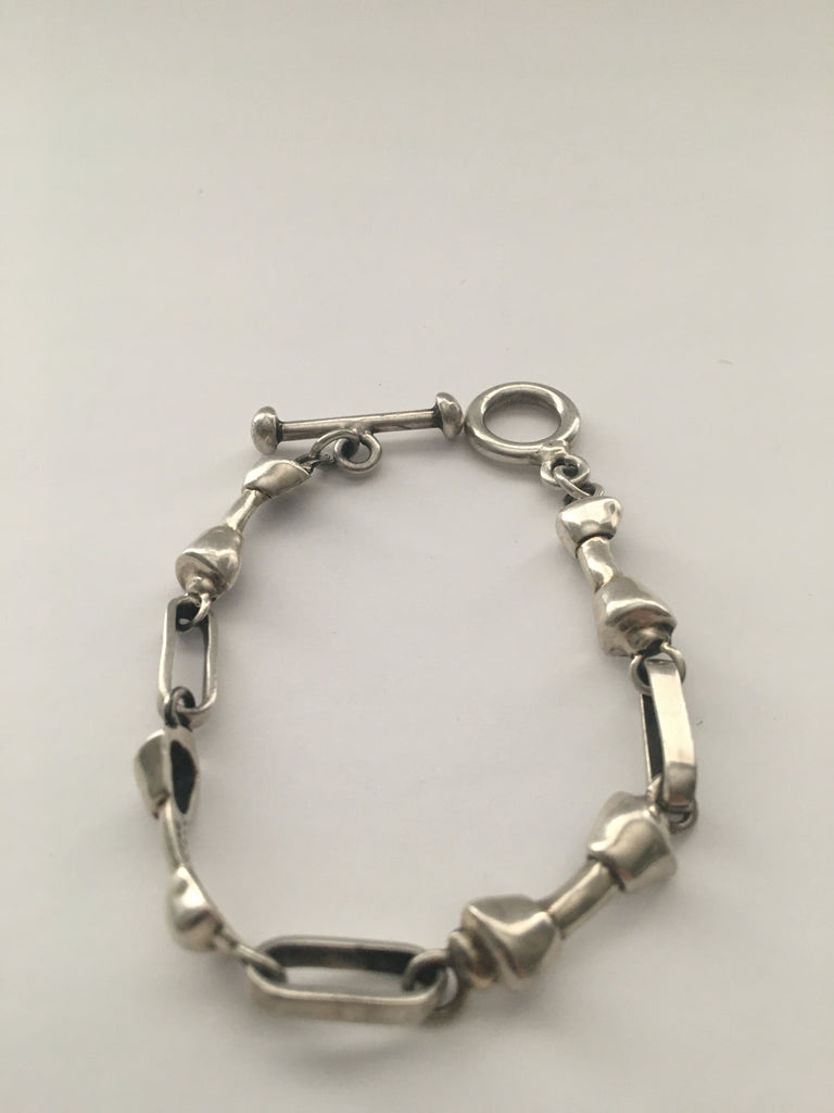 Delightful Sterling Silver Bow Tie Link Bracelet | Salt River Collectibles