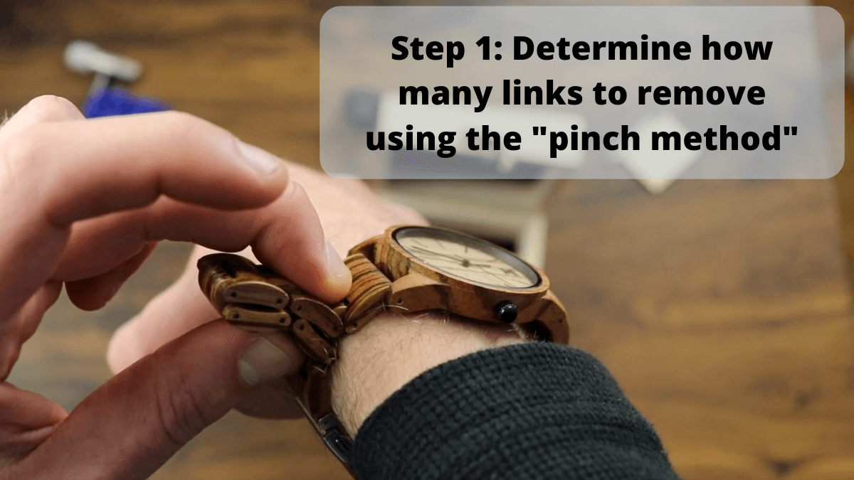 How many links to remove from a wooden watch