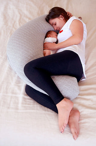 Breastfeeding tips for big boobs • Free Delivery • The Stork Nest