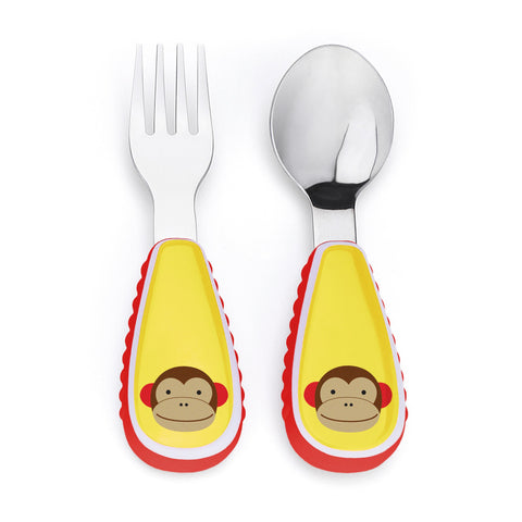 Daniel Tiger 5 Pc Mealtime Feeding Set for Kids and Toddlers - Includes  Plate, Bowl, Cup, Fork and Spoon Utensil Flatware - Durable, Dishwasher  Safe, BPA Free (Yellow) 