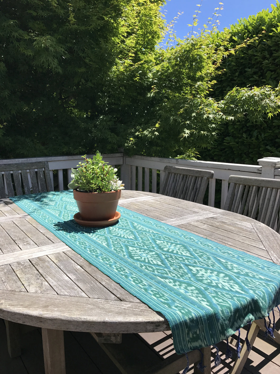 outdoor table runner