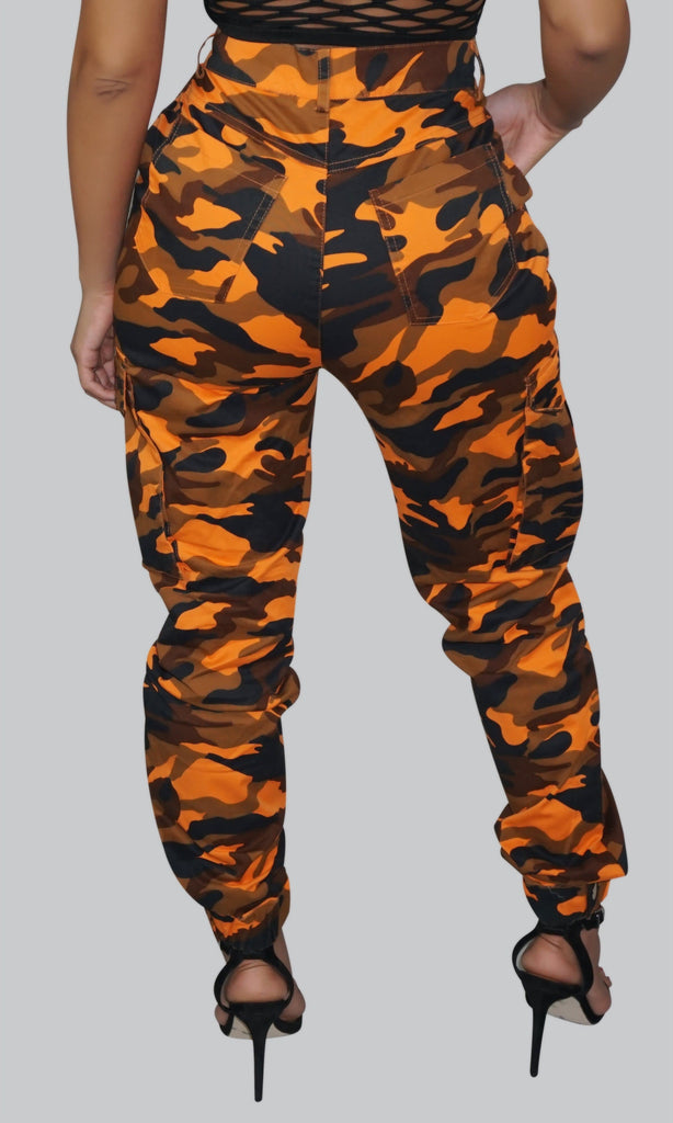 military pants orange