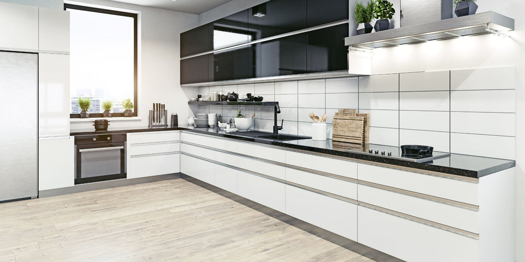 Styling Black and White Kitchen