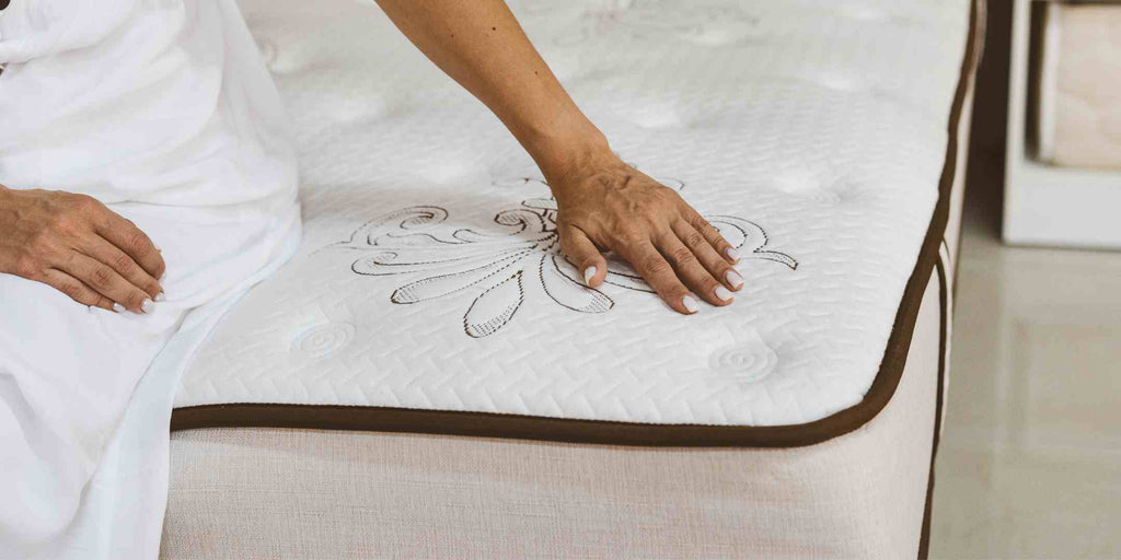 What are the Things to Consider When Purchasing a Natural Latex Mattress?