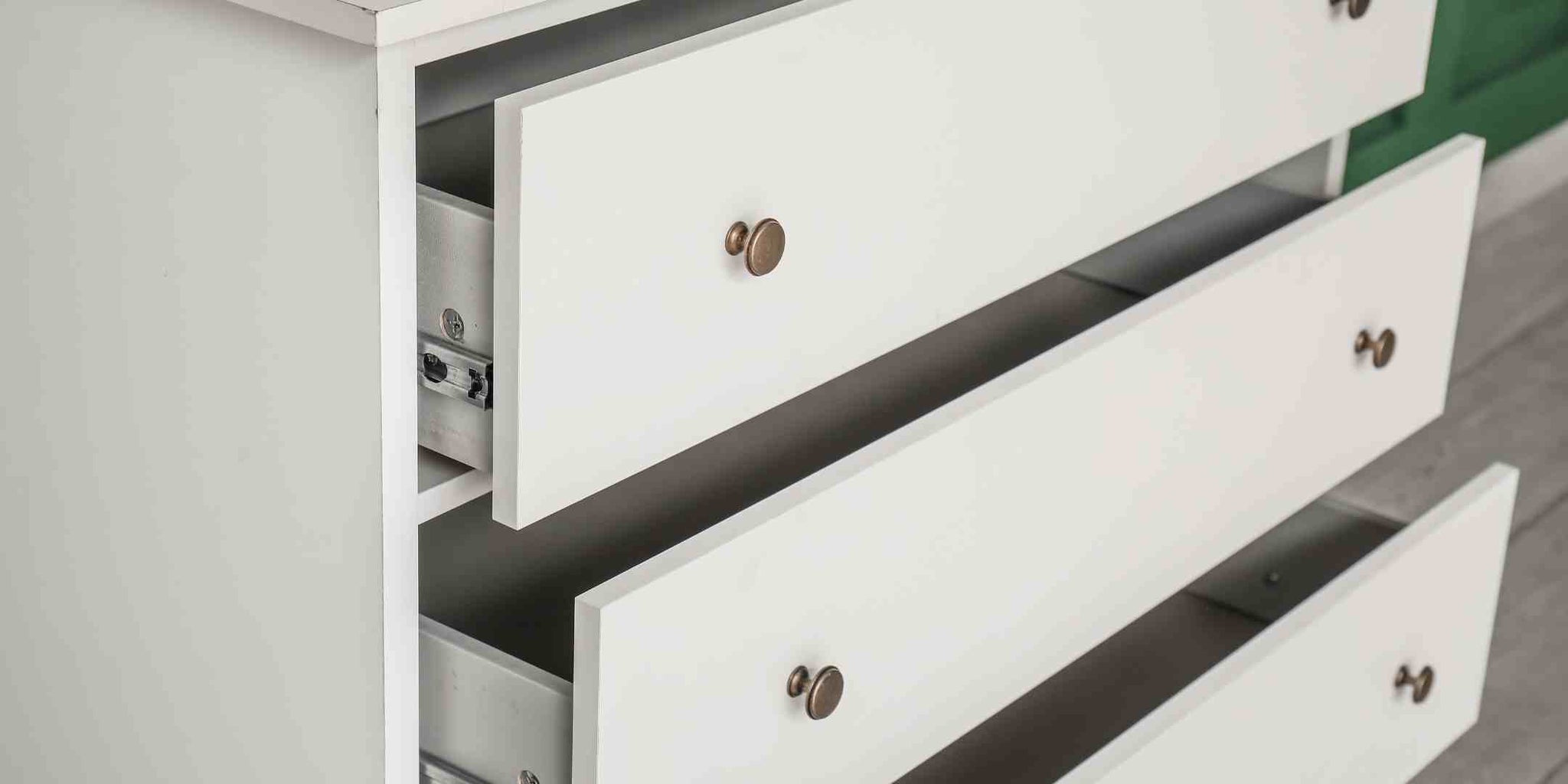 What is a Soft-Close Chest of Drawers?