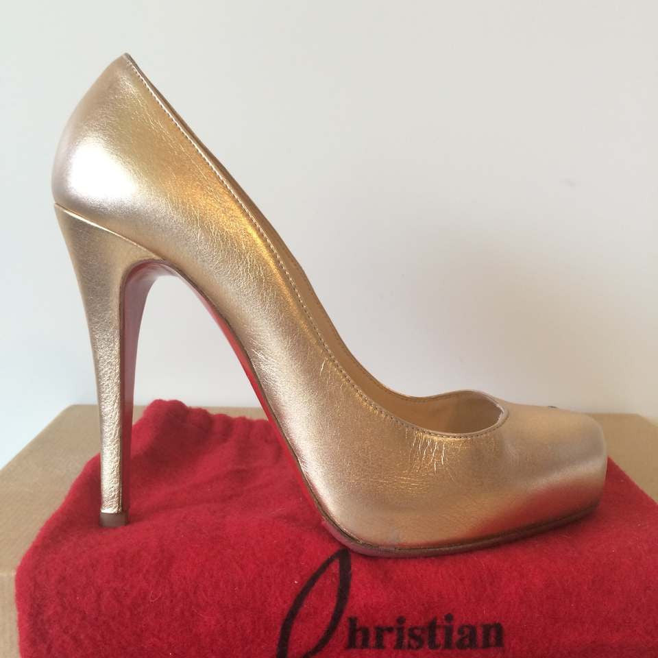 christian louboutin rolando pumps