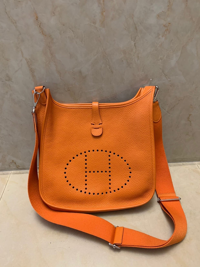 orange hermes evelyne