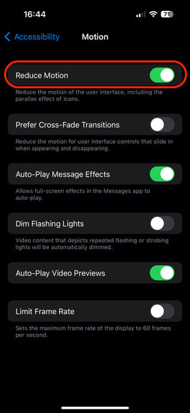 iPhone 15 Reduce Motion