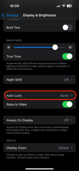 iPhone 15 Set Auto-Lock