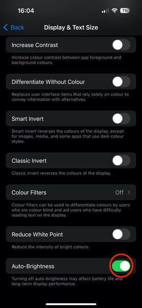 iphone 15 enable auto brightness