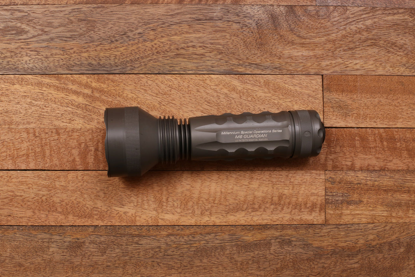 誠実】 美品 SUREFIRE M6 Guardian CB thiesdistribution.com