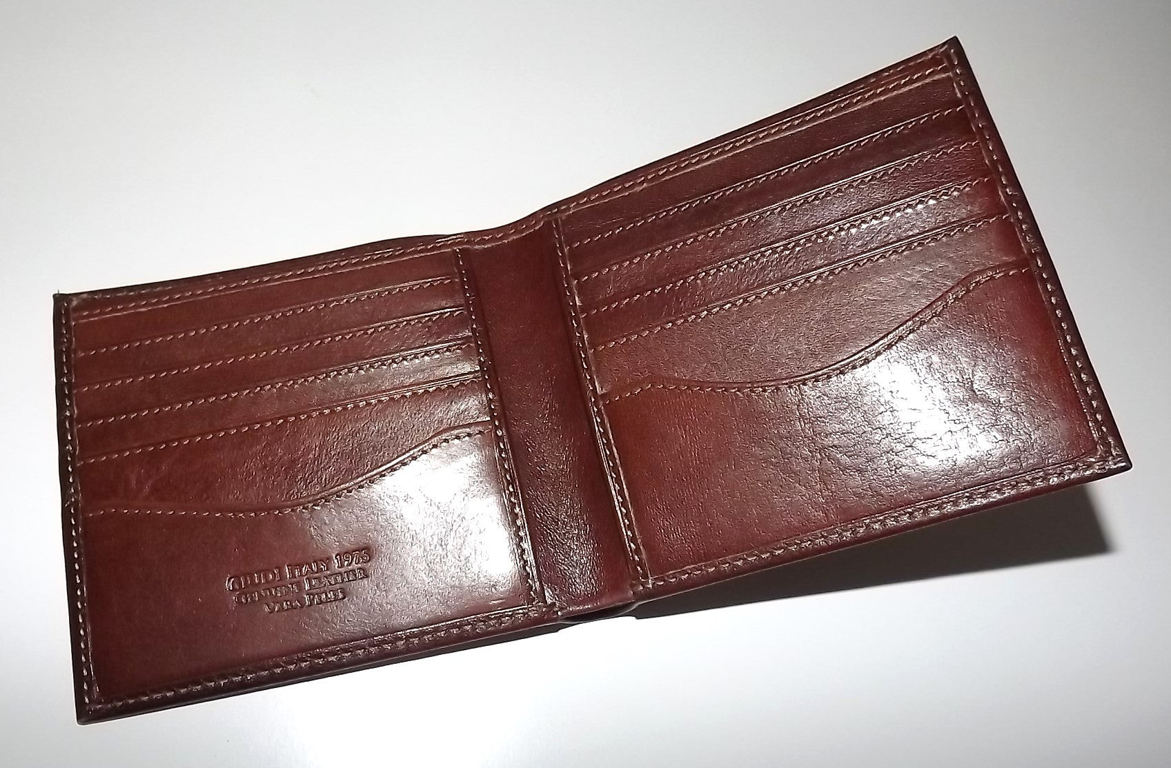Giudi Italia Men's Tuscan Leather Bifold 10 Pocket Wallet - Travel Trek ...